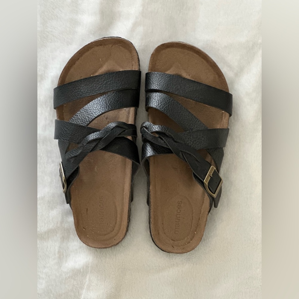 Womens ladies Maurice’s footbed sandal sz 7